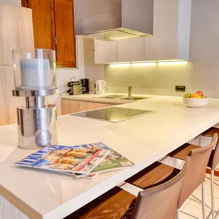 Апартаменты 1-bedroom Moderno
